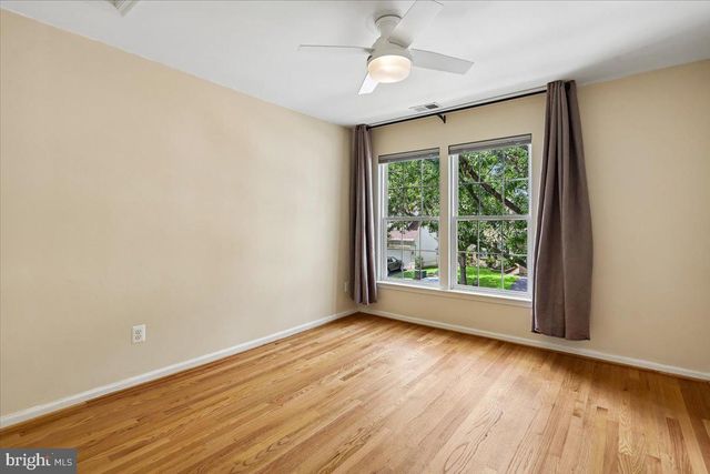 43436 ORSON ST, Chantilly, VA 20152