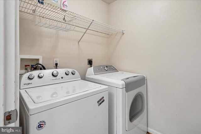 43436 ORSON ST, Chantilly, VA 20152