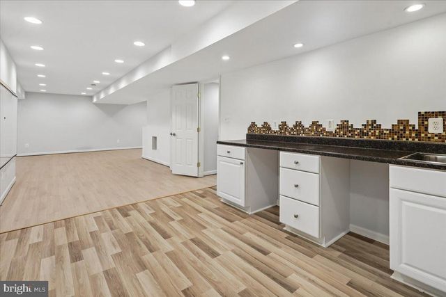 43436 ORSON ST, Chantilly, VA 20152
