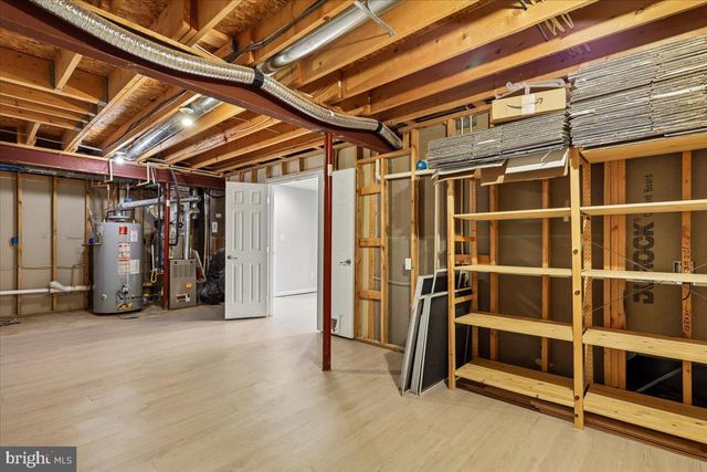 43436 ORSON ST, Chantilly, VA 20152