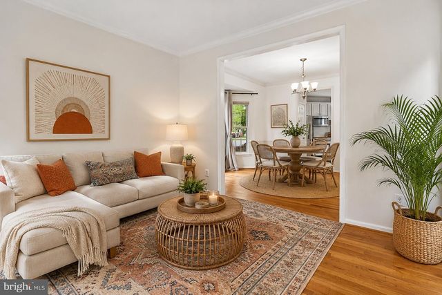 43436 ORSON ST, Chantilly, VA 20152