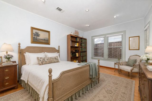 1613 California Street, Houston, TX 77006
