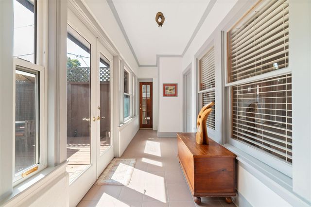 1613 California Street, Houston, TX 77006