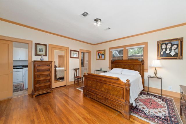 1613 California Street, Houston, TX 77006