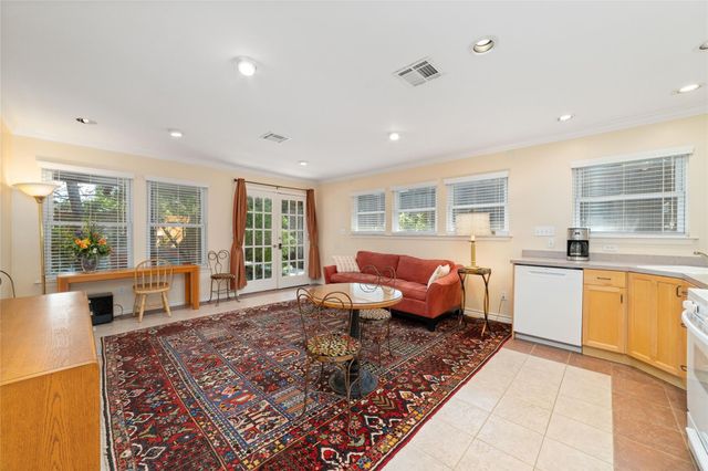 1613 California Street, Houston, TX 77006