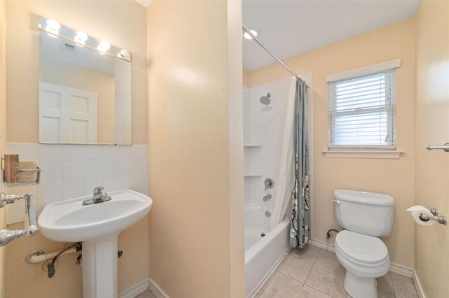 1613 California Street, Houston, TX 77006