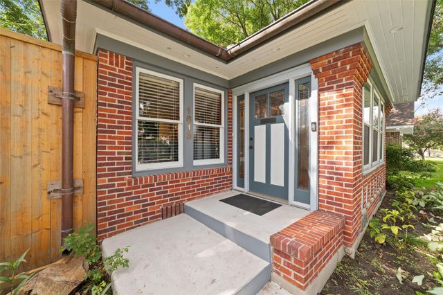 1613 California Street, Houston, TX 77006