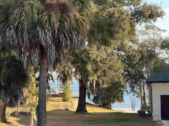 9445 Scenic Hwy, Pensacola, FL 32514