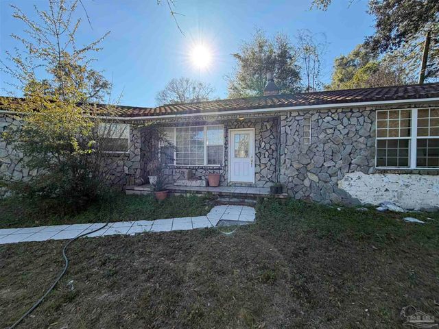 9445 Scenic Hwy, Pensacola, FL 32514