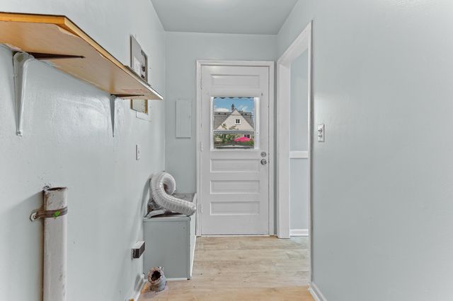 8041 Packard Avenue, Warren, MI 48089