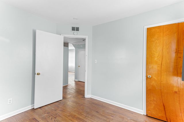 8041 Packard Avenue, Warren, MI 48089