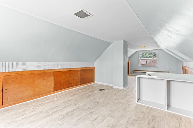8041 Packard Avenue, Warren, MI 48089