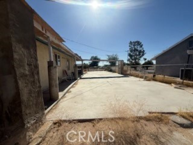 36827 Hillview Road, Hinkley, CA 92347