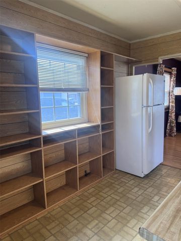 3735 Kencrest Drive NE, Cedar Rapids, IA 52402