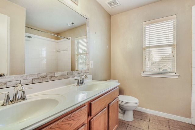 3215 Wonard Drive, Pearland, TX 77581