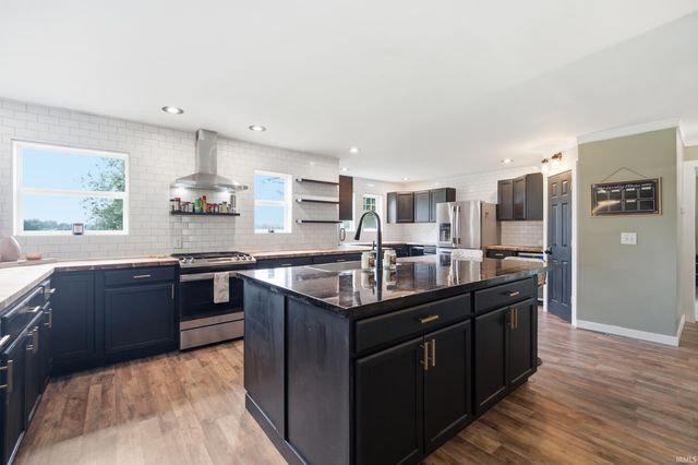 13333 11B Road, Plymouth, IN 46563