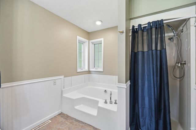 13333 11B Road, Plymouth, IN 46563