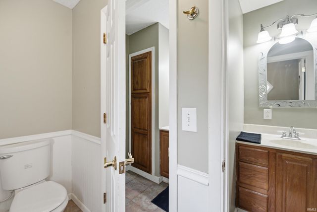 13333 11B Road, Plymouth, IN 46563
