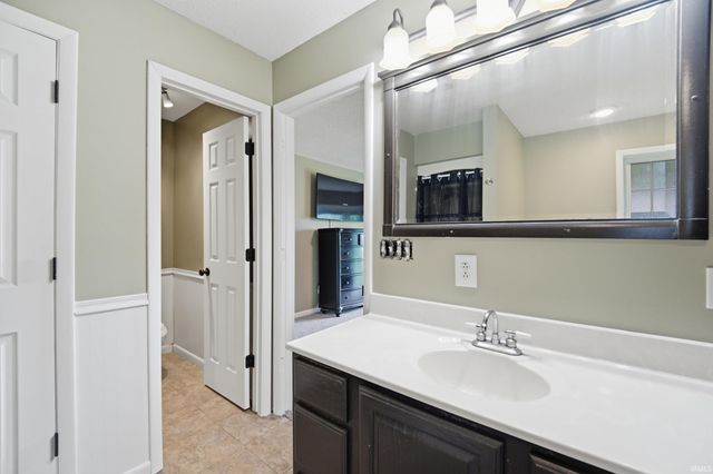13333 11B Road, Plymouth, IN 46563