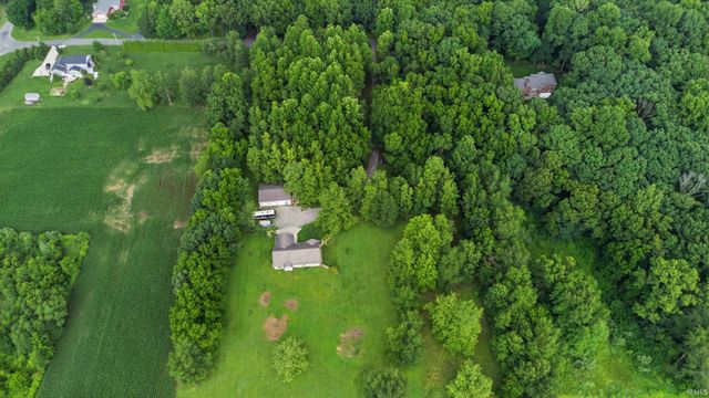 13333 11B Road, Plymouth, IN 46563