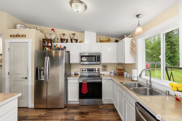 209 48 Haywire Road, Chehalis, WA 98532