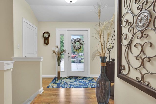340 Willow LANE, Hartford, WI 53027