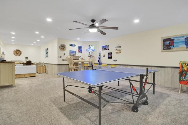 340 Willow LANE, Hartford, WI 53027