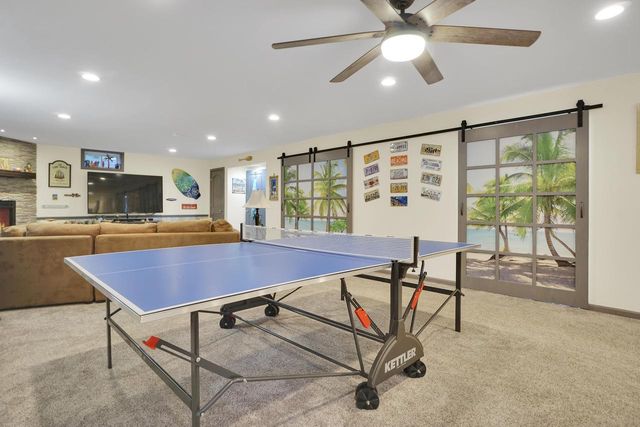 340 Willow LANE, Hartford, WI 53027