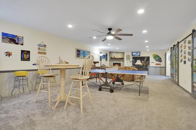 340 Willow LANE, Hartford, WI 53027