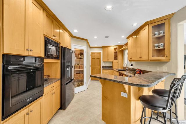 7310 Hamlet Ave., San Diego, CA 92120