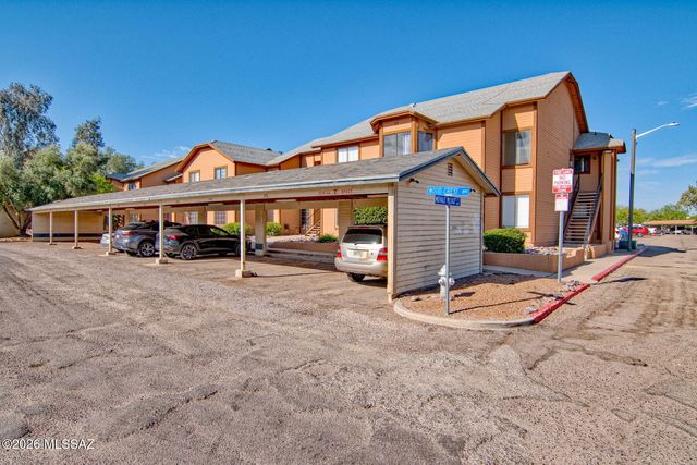 5614 S Wood Crest Drive, Tucson, AZ 85746