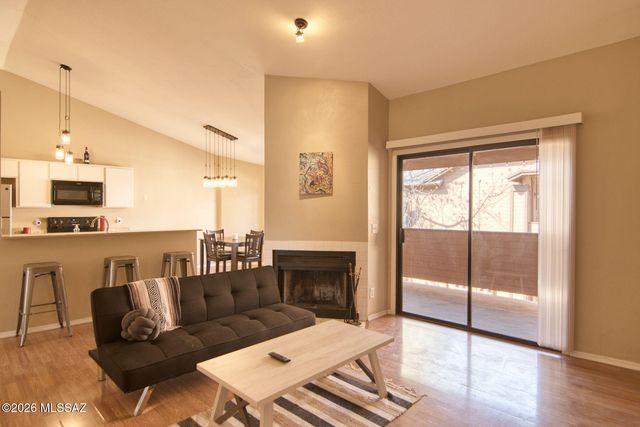 5614 S Wood Crest Drive, Tucson, AZ 85746