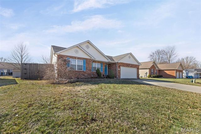 1009 Pine Street, New Baden, IL 62265