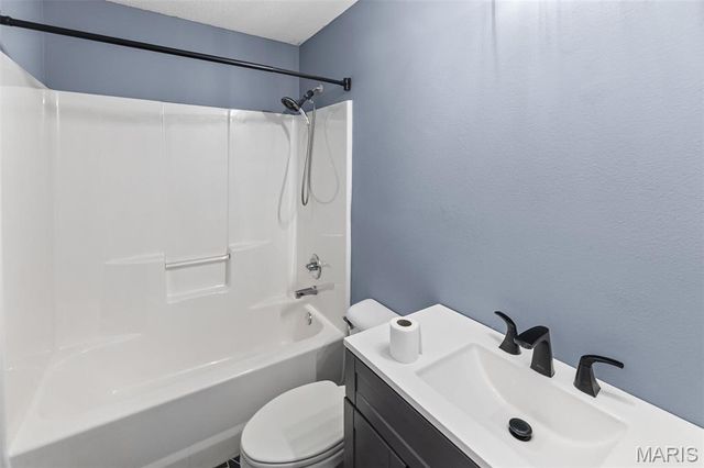 1009 Pine Street, New Baden, IL 62265