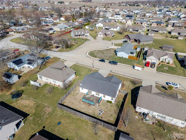 1009 Pine Street, New Baden, IL 62265