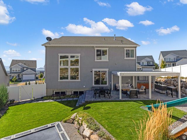 882 W SPRING DEW LN, Lehi, UT 84048