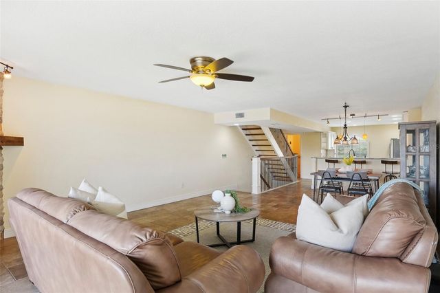 637 PINELLAS BAYWAY 105, Tierra Verde, FL 33715