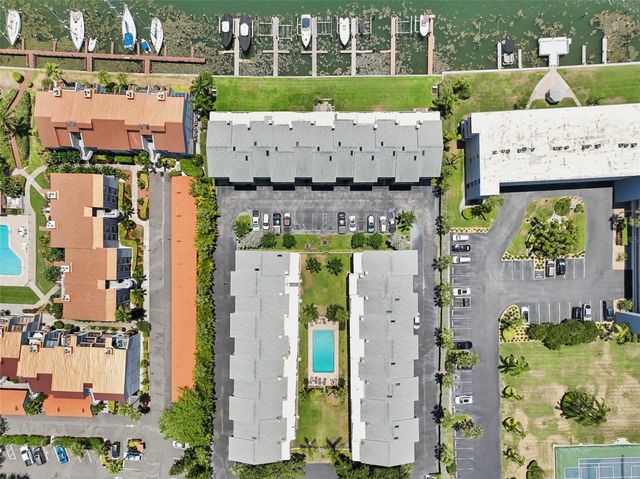 637 PINELLAS BAYWAY 105, Tierra Verde, FL 33715