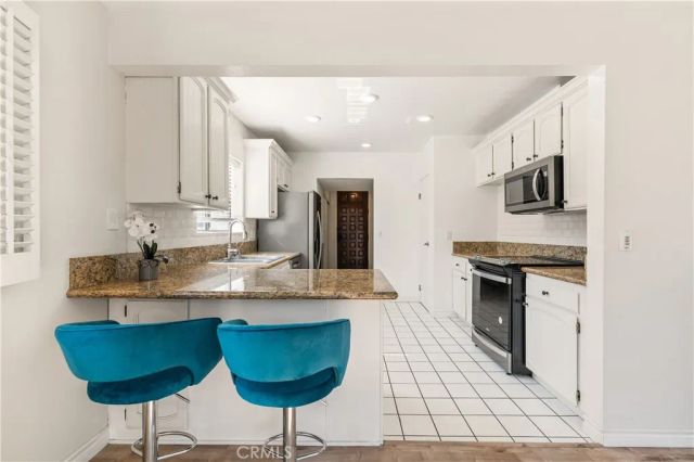 12300 Montecito Road 25, Seal Beach, CA 90740