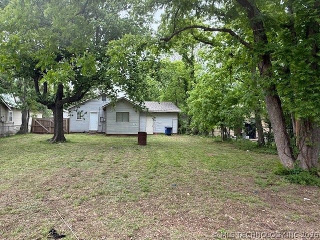 825 S 64th West Avenue, Tulsa, OK 74127