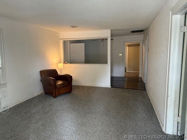 825 S 64th West Avenue, Tulsa, OK 74127