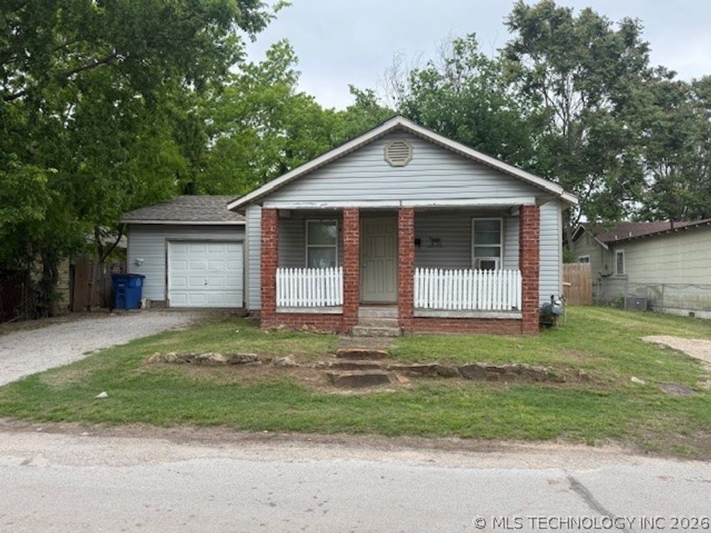 825 S 64th West Avenue, Tulsa, OK 74127