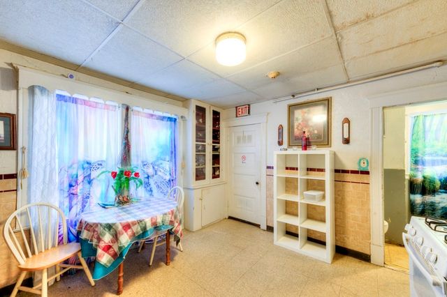 60 Fruit Street, Worcester, MA 01609