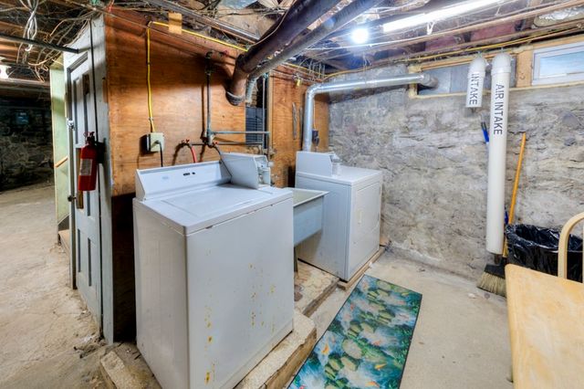 60 Fruit Street, Worcester, MA 01609