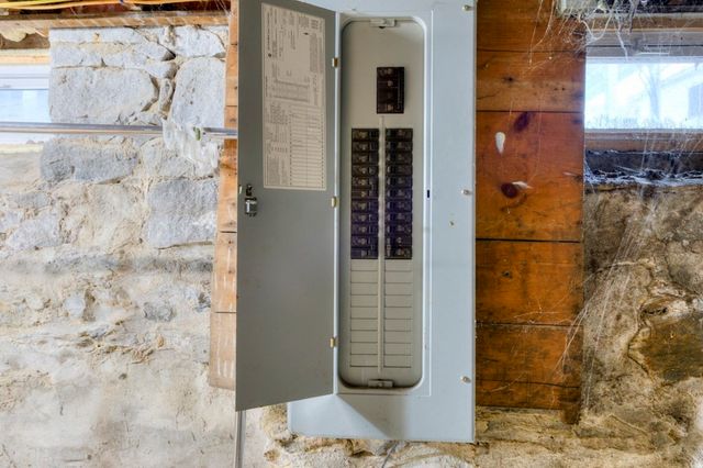 60 Fruit Street, Worcester, MA 01609