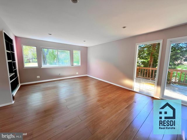 15000 BUTTERCHURN LN, Silver Spring, MD 20905