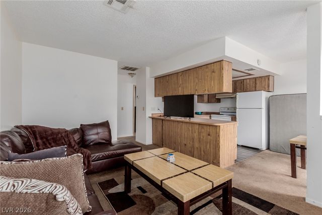 4300 North Lamont Street 209, Las Vegas, NV 89115