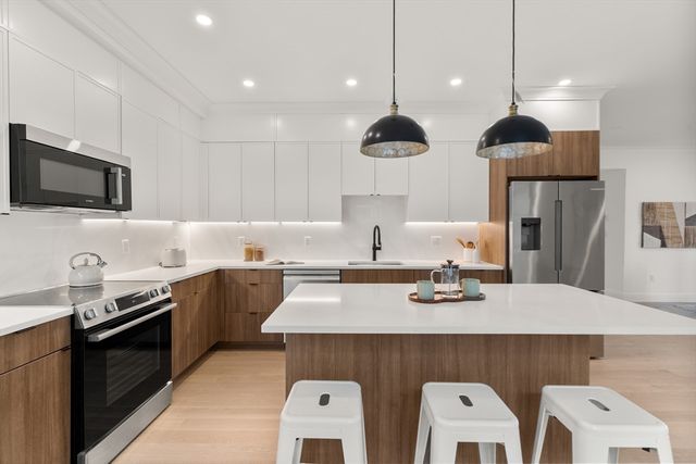 228 Washington Street 4, Boston, MA 02135
