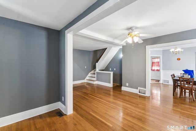 22 Hine Street, West Haven, CT 06516