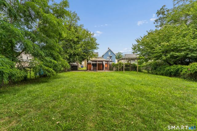 22 Hine Street, West Haven, CT 06516